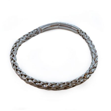 pulsera de cordón con forma de trenza