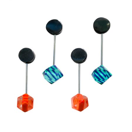 Pendientes ochenteros en metacrilato naranjas o azules
