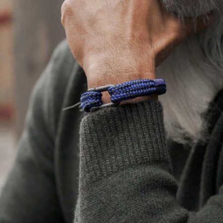 pulsera hombre pig and hen Gorgeous George con correa cobalto-negra y cierre negro